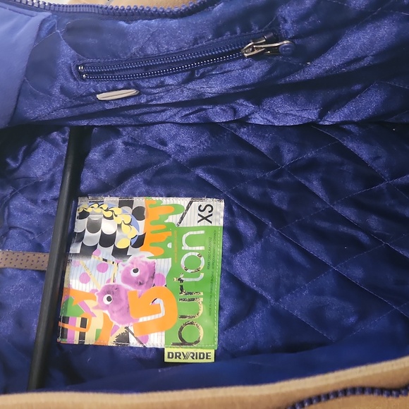 Burton snowboard jacket - Picture 4 of 11